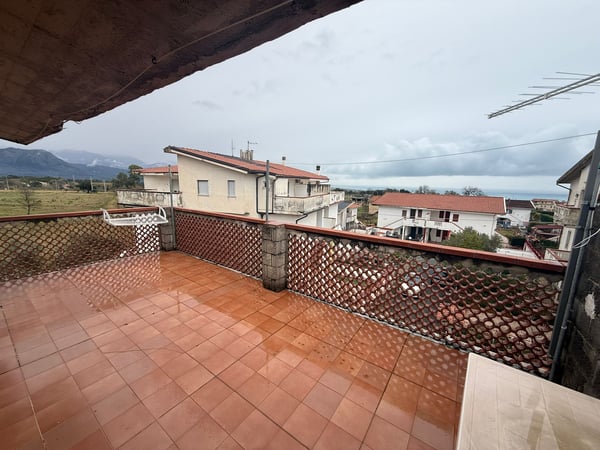 House in Scalea - view 1