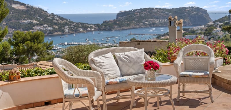 House in Andratx - view 1