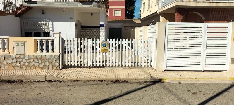 House in Torre de la Horadada - view 1