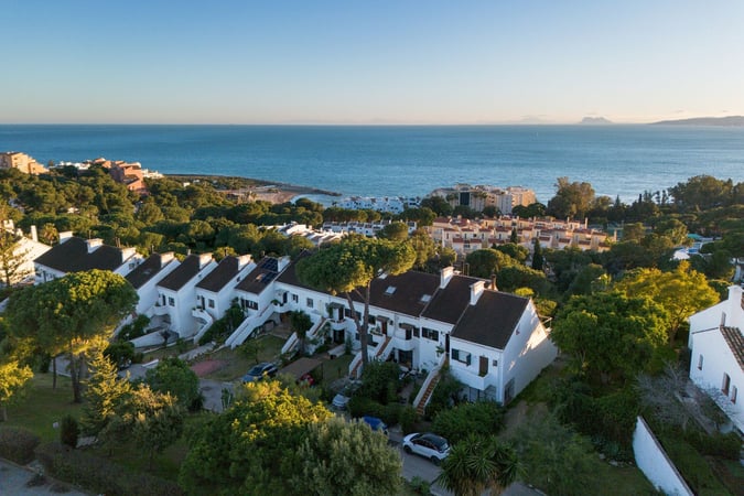 House in Estepona - view 1