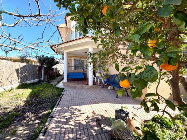 Villa in Huercal-Overa - view 1