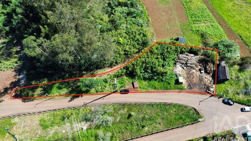 Land in Sao Jorge - view 1