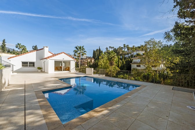 Villa in Mijas Costa - view 1