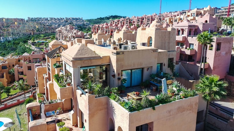 Penthouse in La Duquesa - view 1