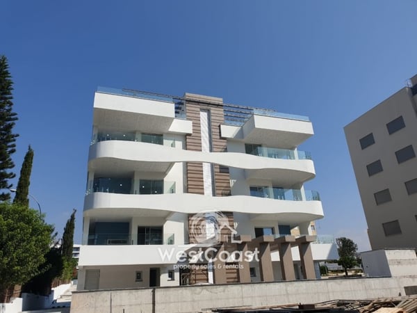 Penthouse in Limassol - view 1