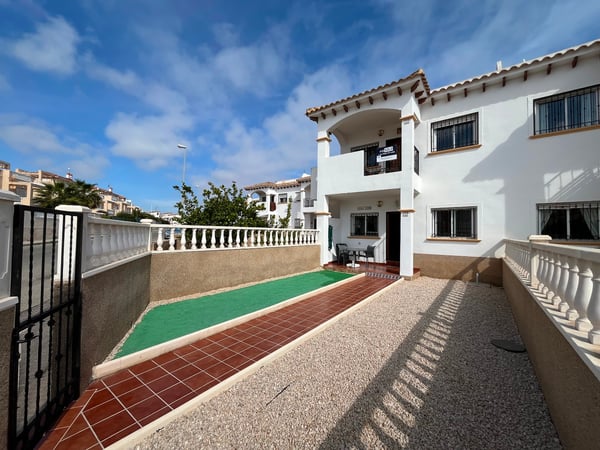 Apartment in Punta Prima - view 1