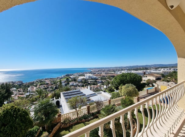 Villa in Benalmadena - view 1