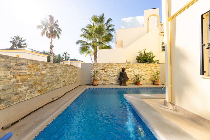 Villa in Dehesa de Campoamor - view 1