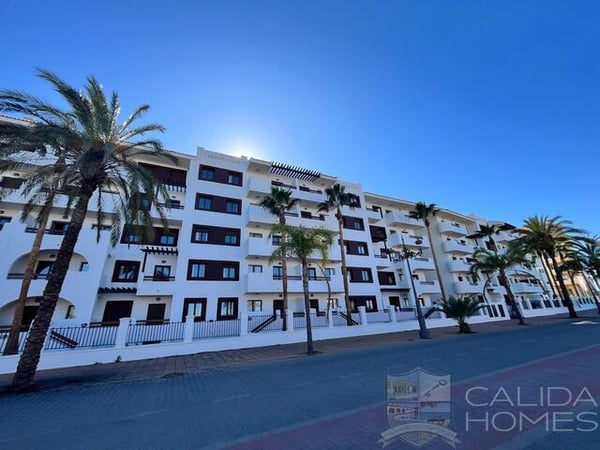 Apartment in Los Alcazares - view 1