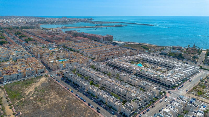 Apartment in Torrevieja - view 1