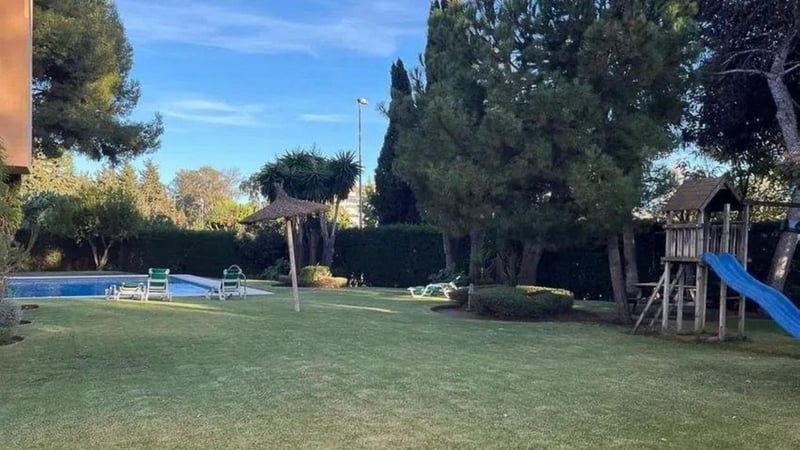 Apartment in Nueva Andalucia - view 1