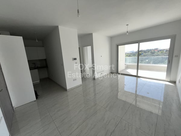Apartment in Kato Polemidia - view 1