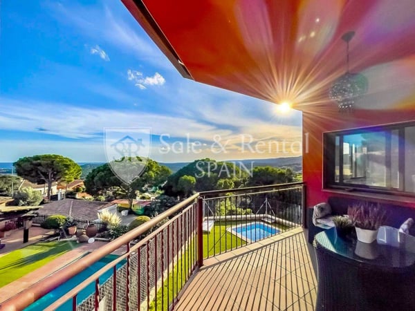 House in Lloret de Mar - view 1