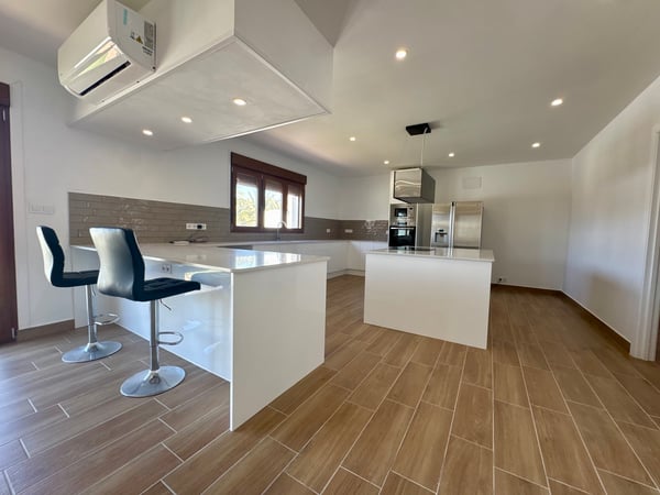 Apartment in La Loma - view 1