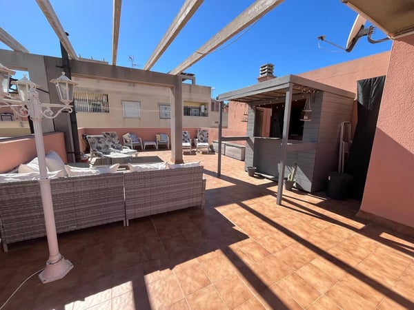 Apartment in Villamartin - view 1