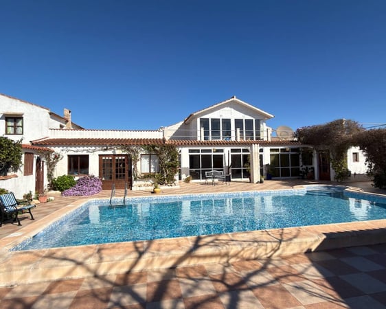 House in Rojales - view 1