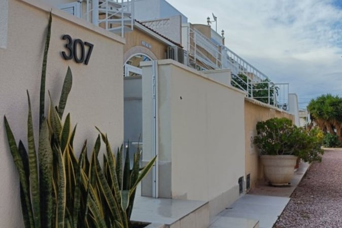 House in Torrevieja - view 1