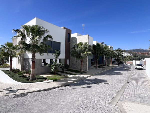 Apartment in Artola - view 1