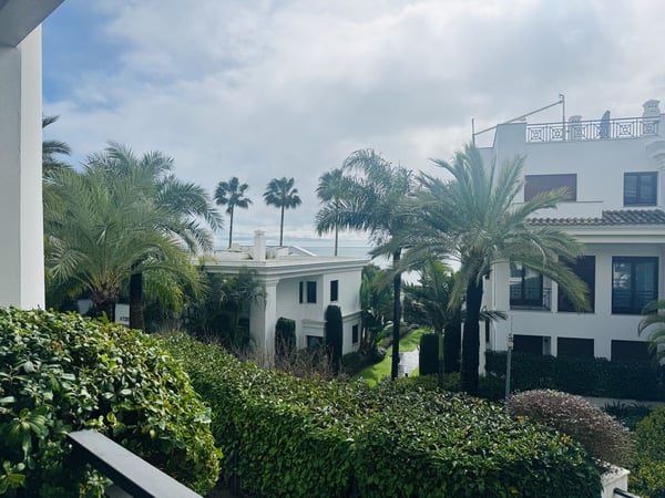 Apartment in Estepona - view 1