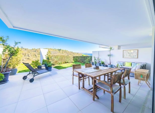 Apartment in Estepona - view 1