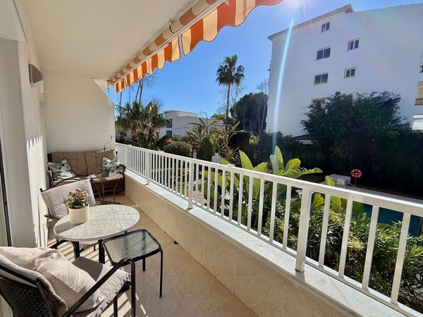 Apartment in Puerto Banus - view 1