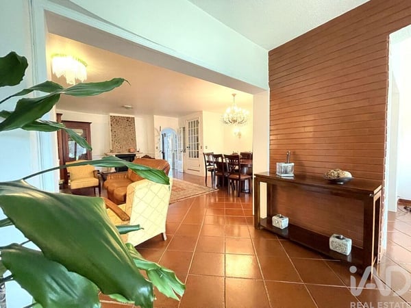 House in Corroios - view 1