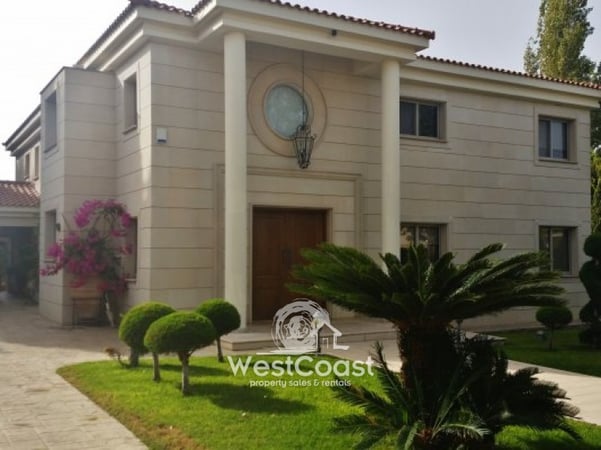 House in Tala - view 1