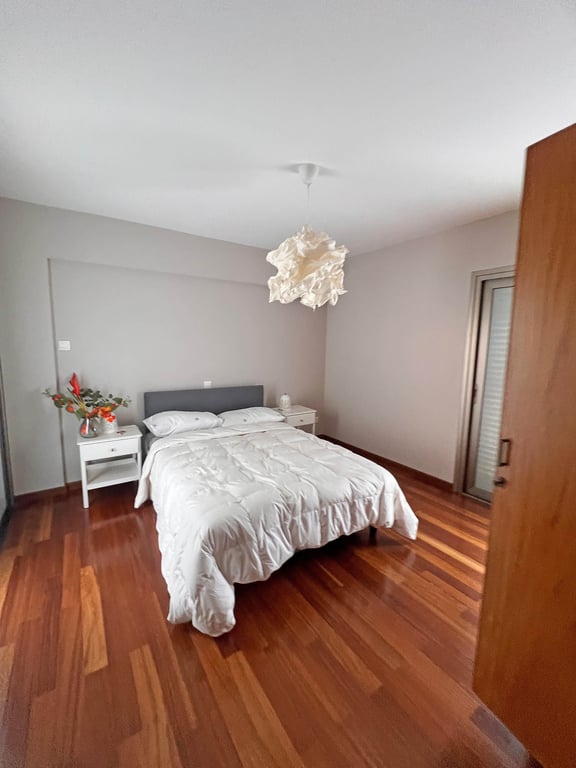 Apartment in Agios Dimitrios - Image 3