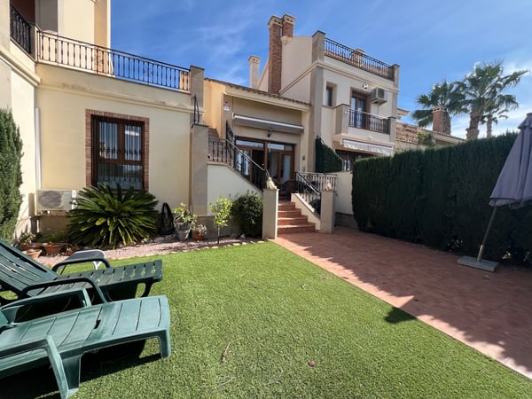 House in Almoradi - view 1