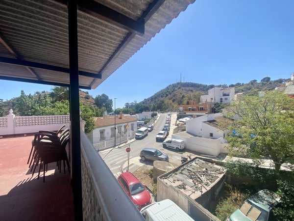 Villa in Malaga - view 1