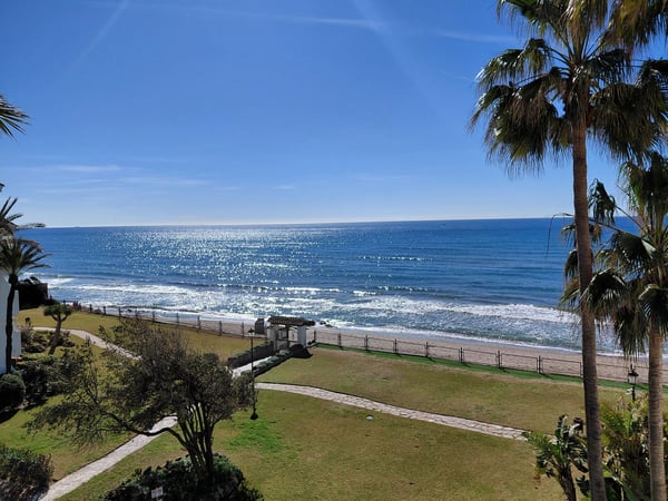 Apartment in Artola - view 1