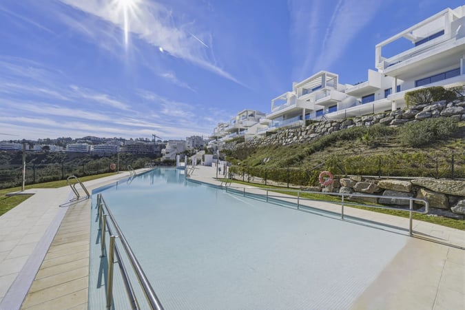 Apartment in Mijas Costa - view 1