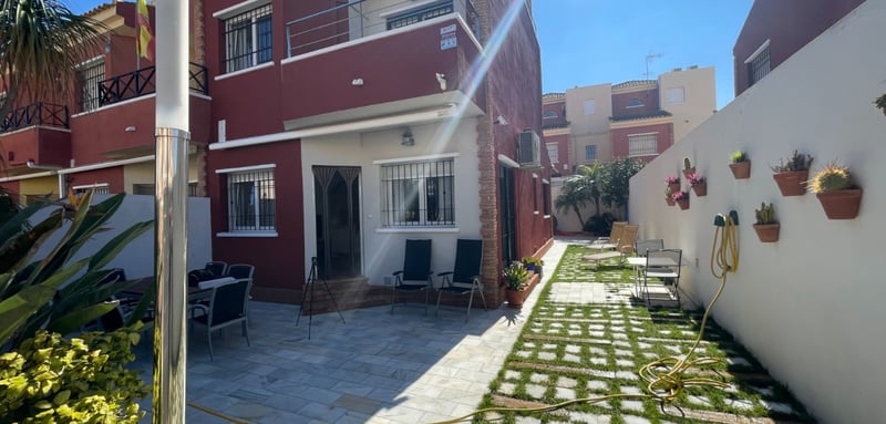 House in Torre de la Horadada - view 1