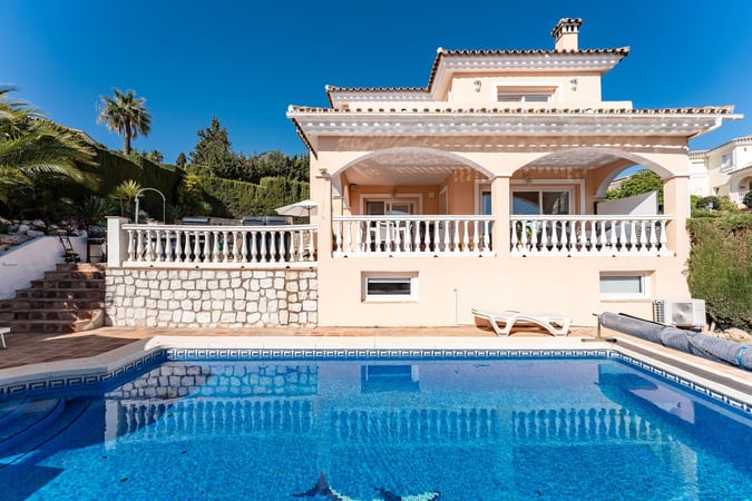 Villa in Torreblanca - view 1