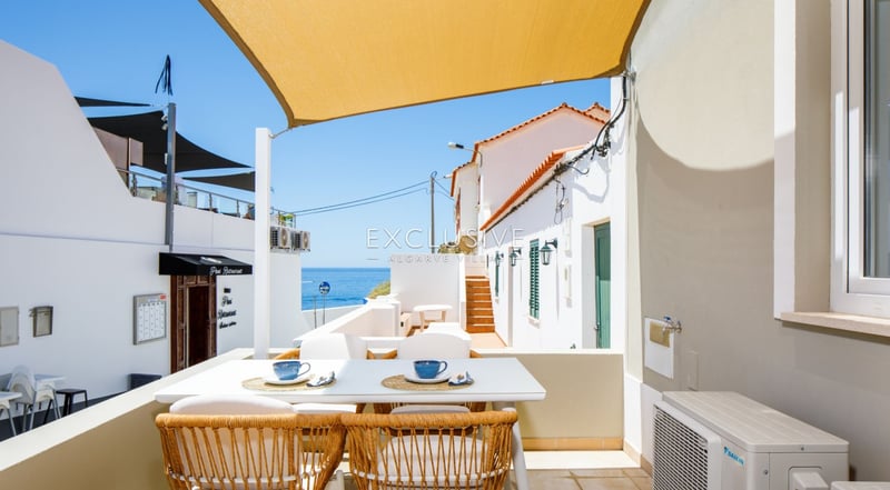 Villa in Carvoeiro - view 1