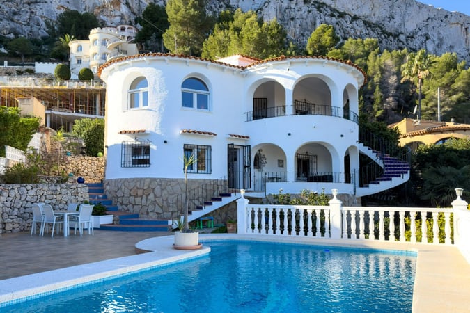Villa in Calp - view 1