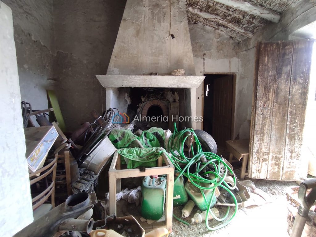 House in Caniles - Image 3