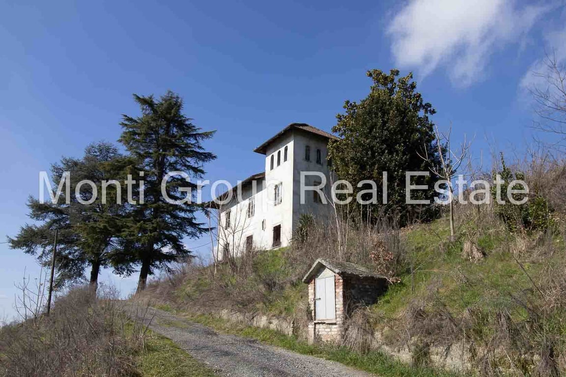 House in Terzo - Image 2