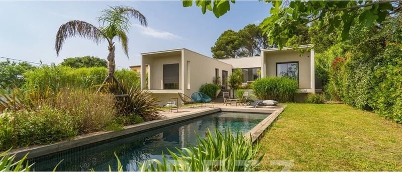 Villa in Beziers - view 1