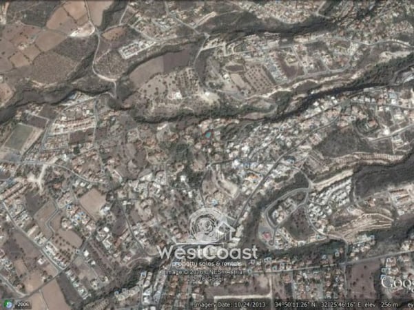 House in Tala - view 1