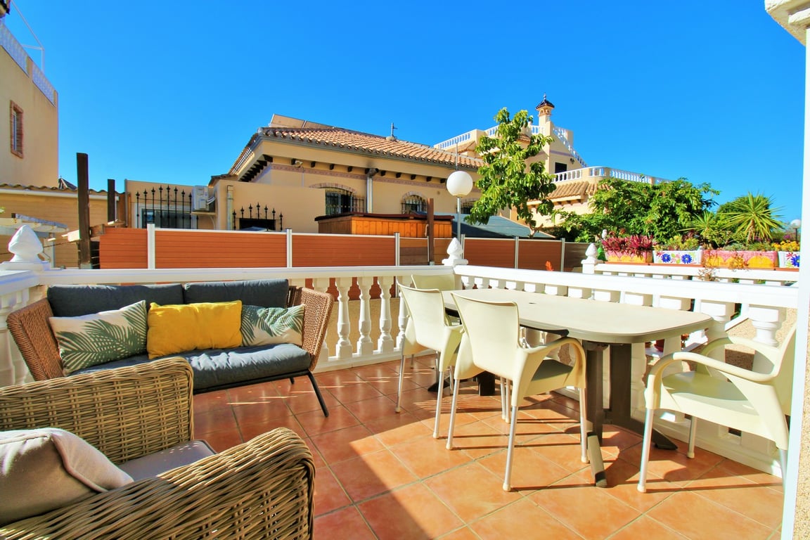 House in Playa Flamenca - Image 2