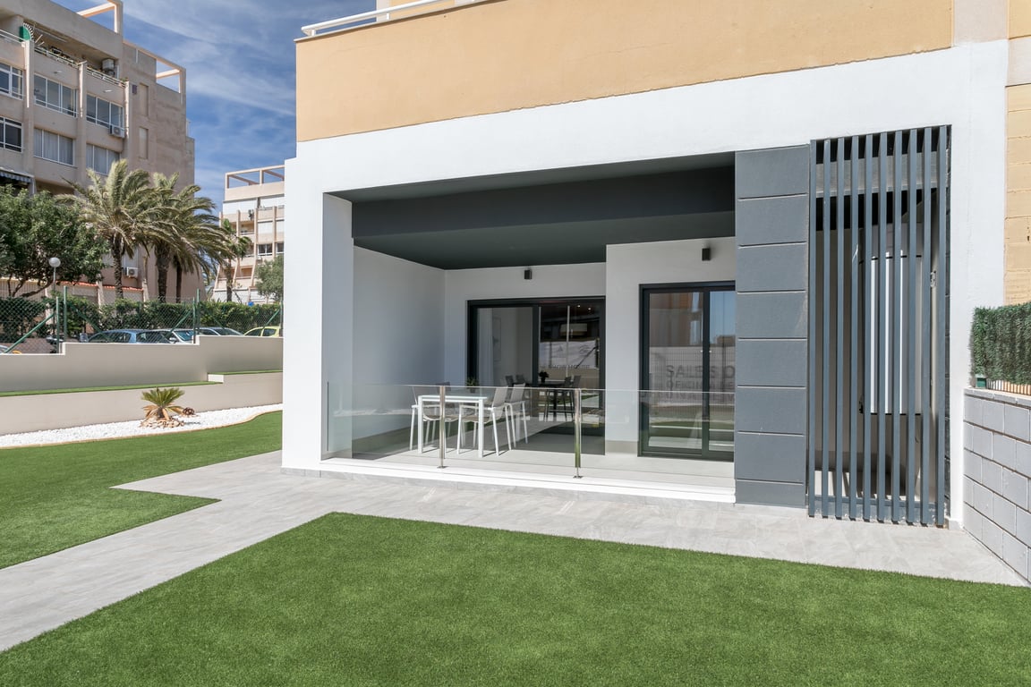 Apartment in Torrevieja - Image 3