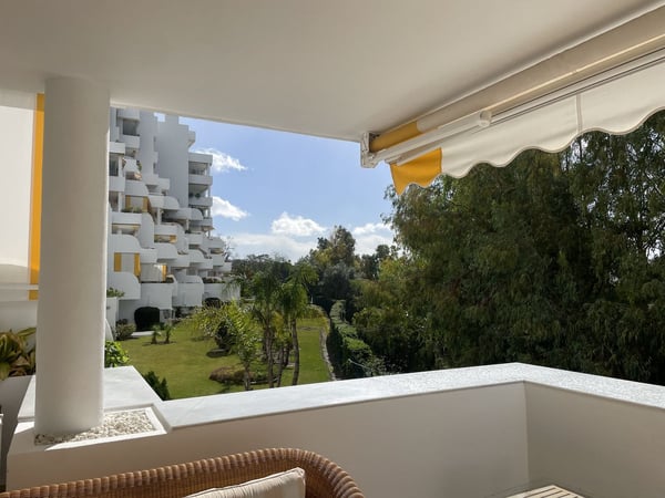 Apartment in San Pedro de Alcantara - view 1