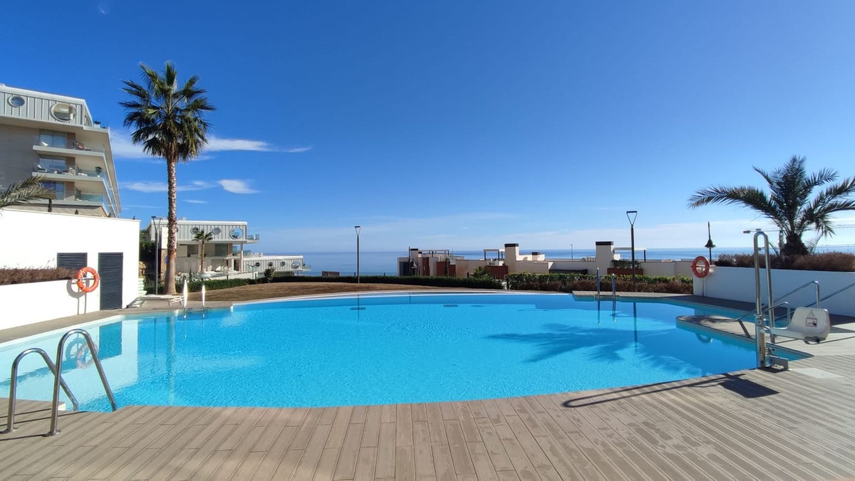 Apartment in Fuengirola - Image 2