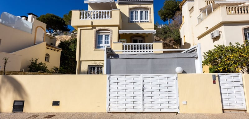 House in Dehesa de Campoamor - view 1