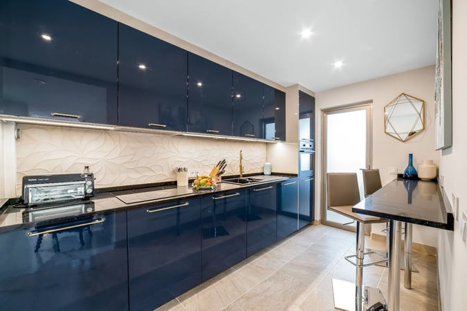 Apartment in Puerto Banus - view 1