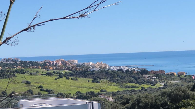 Apartment in Estepona - view 1