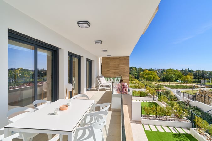 Apartment in Estepona - view 1