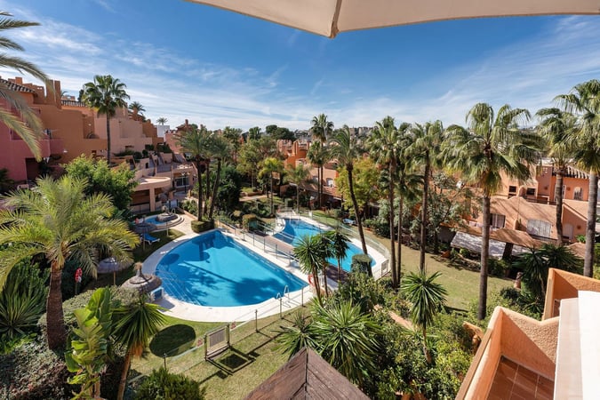 House in Nueva Andalucia - view 1