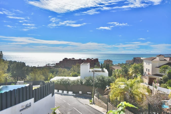 Villa in Benalmadena - view 1